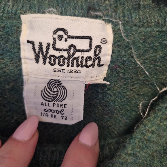Woolrich Vintage Green Pure Wool Men's Crewneck Sweater Size Medium/Large *Hole - Picture 3 of 9